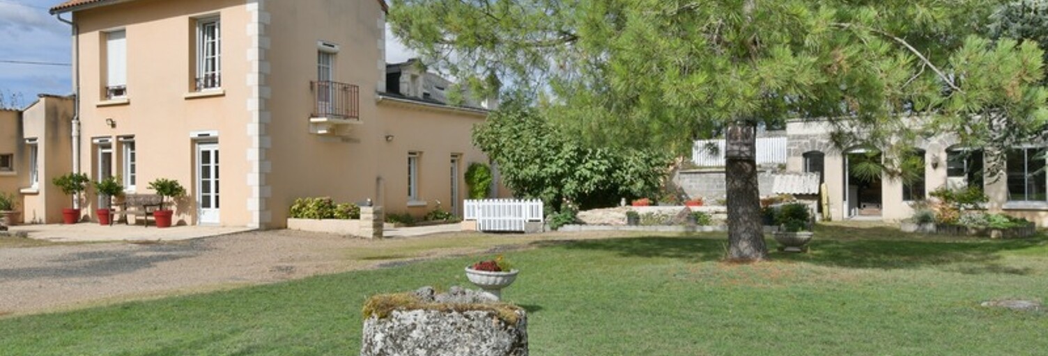 Maison 8 Pièces 129 m² à vendre à Doué-en-Anjou (49700)