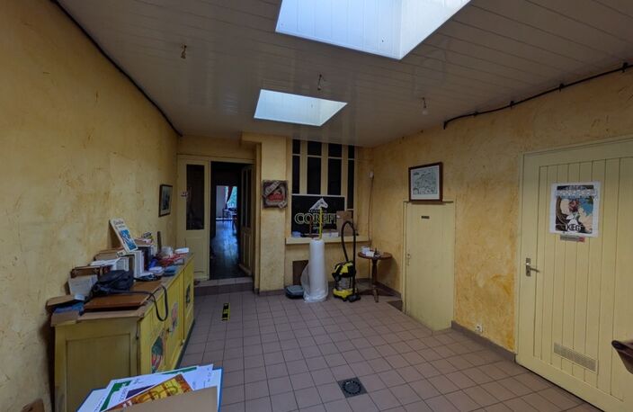 GUEMENE SUR SCORFF IMMEUBLE DE 239M² ENVIRON COMPOSÉ DE DEUX APPARTEMENTS ET UNE SURFACE COMMERCIALE PARCELLE DE 533m² — photo 2