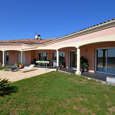 Maison 6 pièces 400520 €