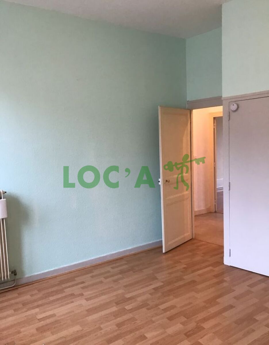Location T2 58 m² à Dijon 901 ¤ CC /mois