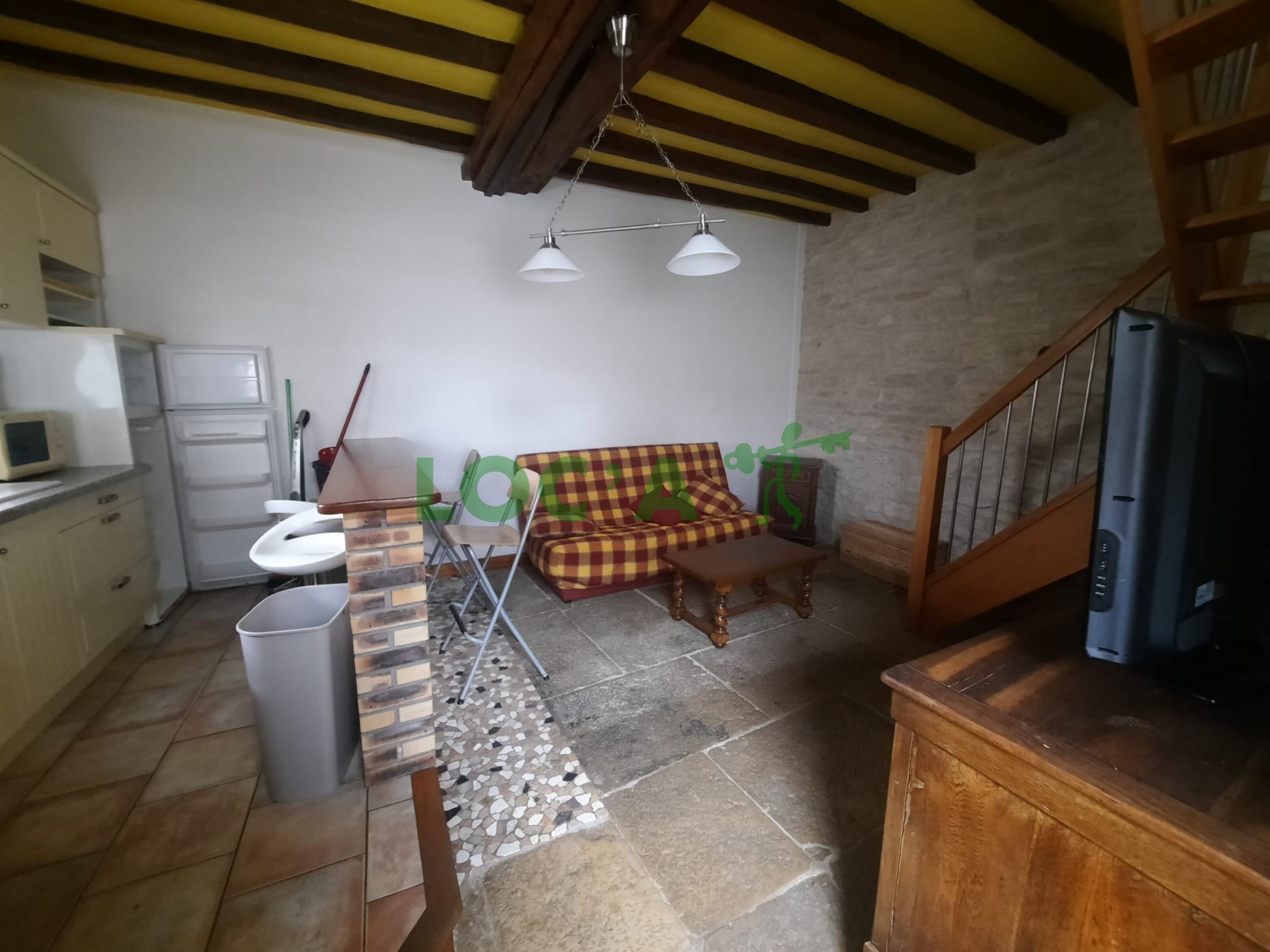 Location Maison 41 m² à Morey-Saint-Denis 521 ¤ CC /mois
