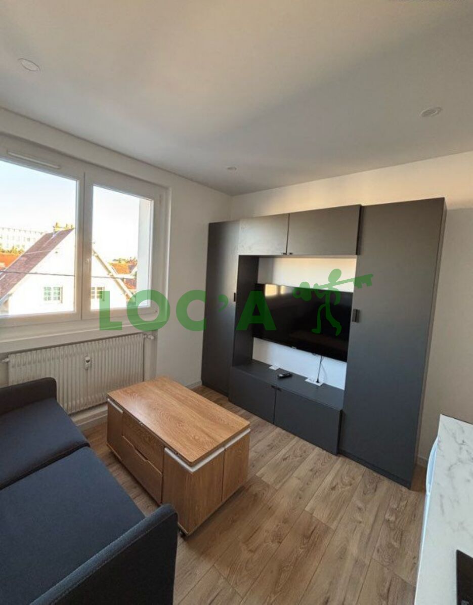 Location Studio 15 m² à Dijon 591 ¤ CC /mois