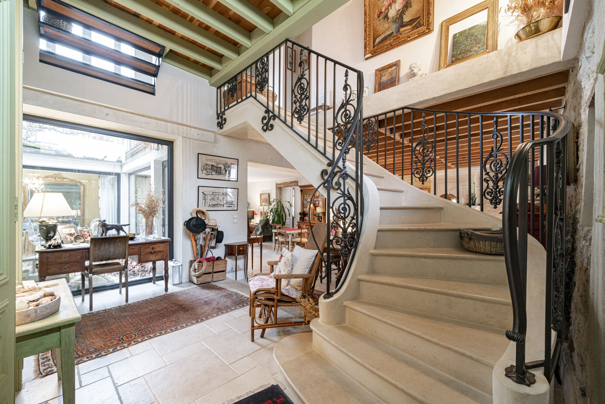 Villa / Maison  T8 à vendre Courmas 51390