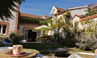 Maison 8 Pièces 246 m² à vendre à Courmas (51390)