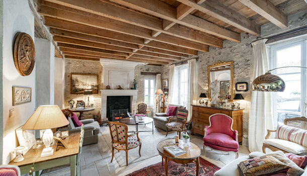 Villa / Maison 8 pièces  à vendre Courmas 51390