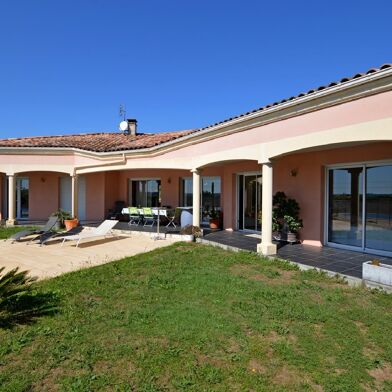 Maison 6 pièces 400520 €