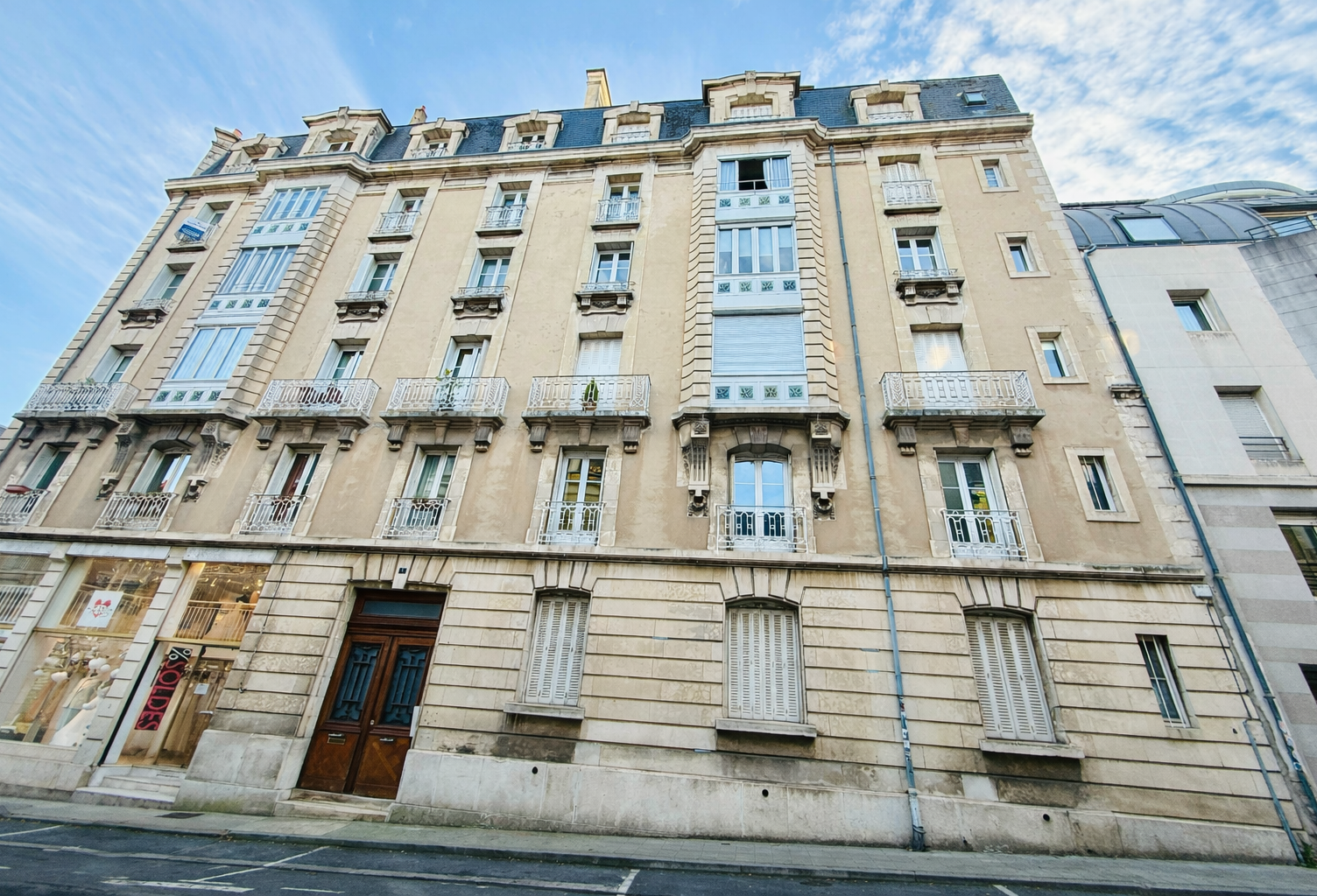 Poitiers Plateau - Appartement rénové dans immeuble avec asc — photo 1