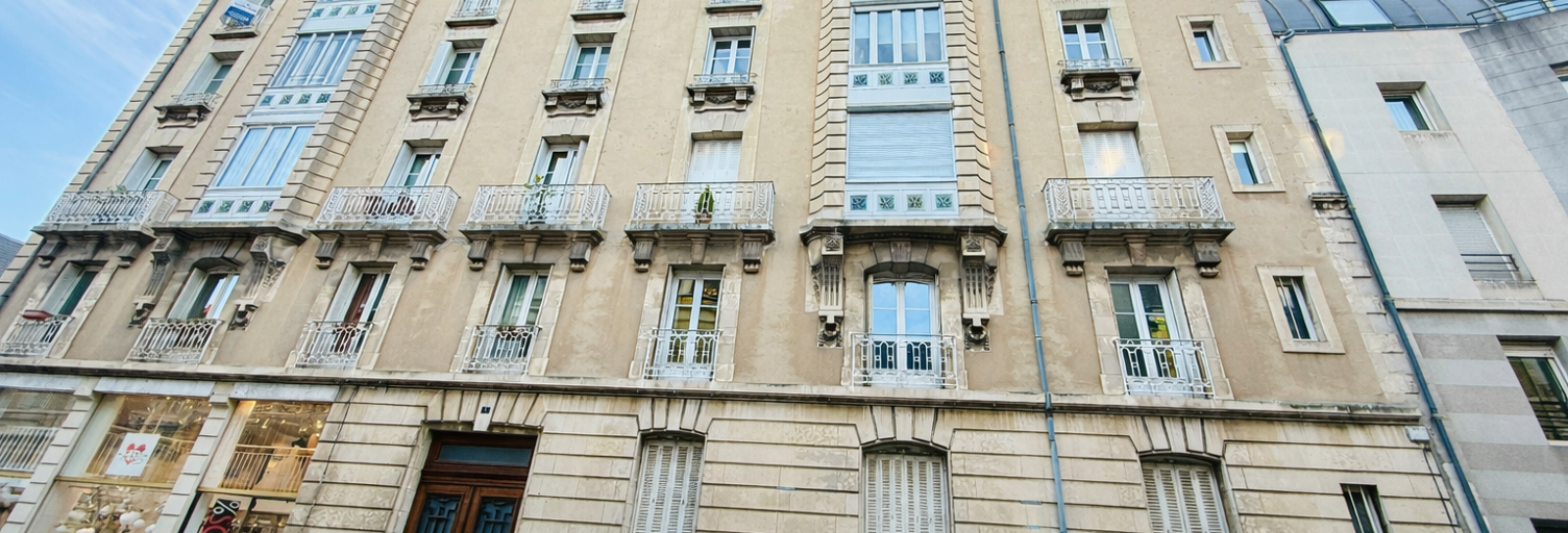 Appartement 6 Pièces 165 m² à vendre à Poitiers (86000)