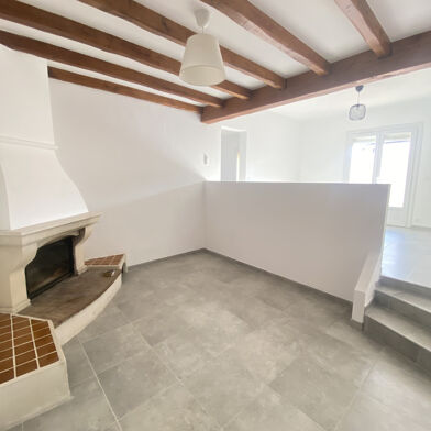 Maison 4 pièces 1393 €