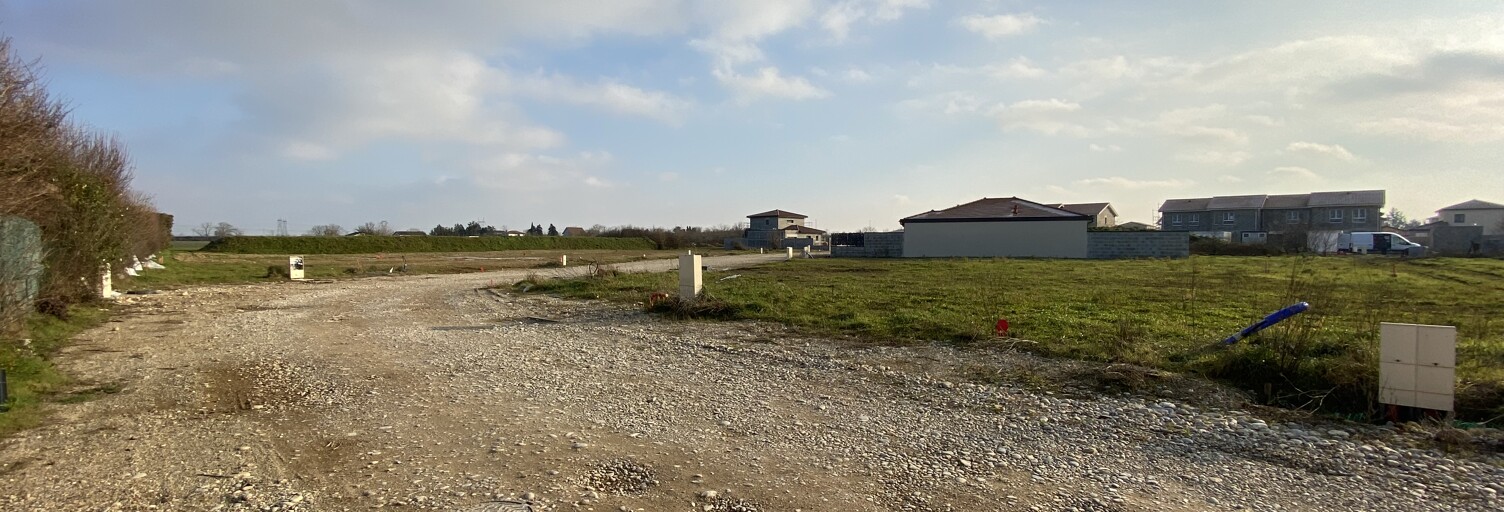 Terrain   m² à vendre à Genas (69740)