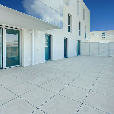 Appartement 3 pièces 1334 €