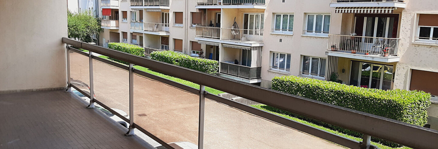 Commerce  55 m² à vendre à Albertville (73200)