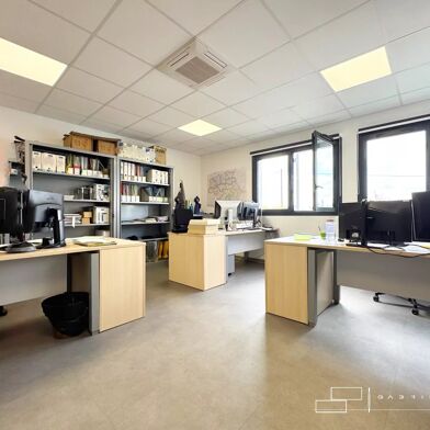 Commerce 12 pièces 3932 €