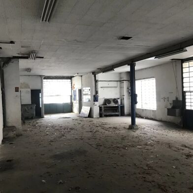 Commerce  199000 €