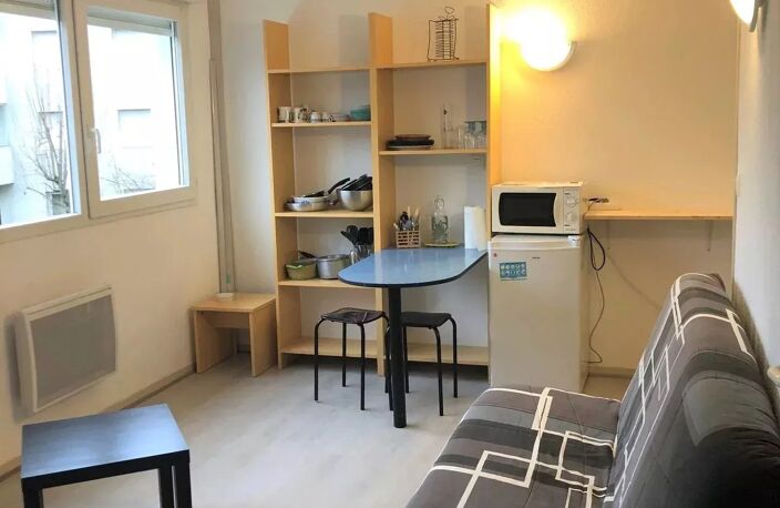 Studio 24,20 m² vendu loué - Secteur BRON CENTRE — photo 3