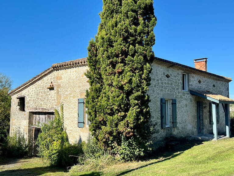 Maison en pierre avec jardin, secteur Cancon — photo 1