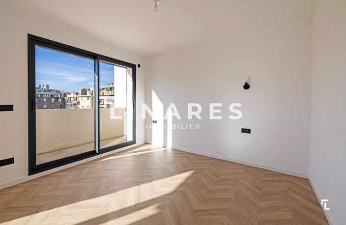 VISION DUPLEX CAMAS - Appartement T4/5 de 120m2 - Toit-Terrasse — photo 5
