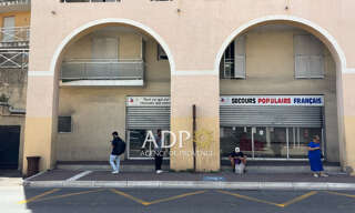 Commerce  43 m² à vendre à Grasse (06130)