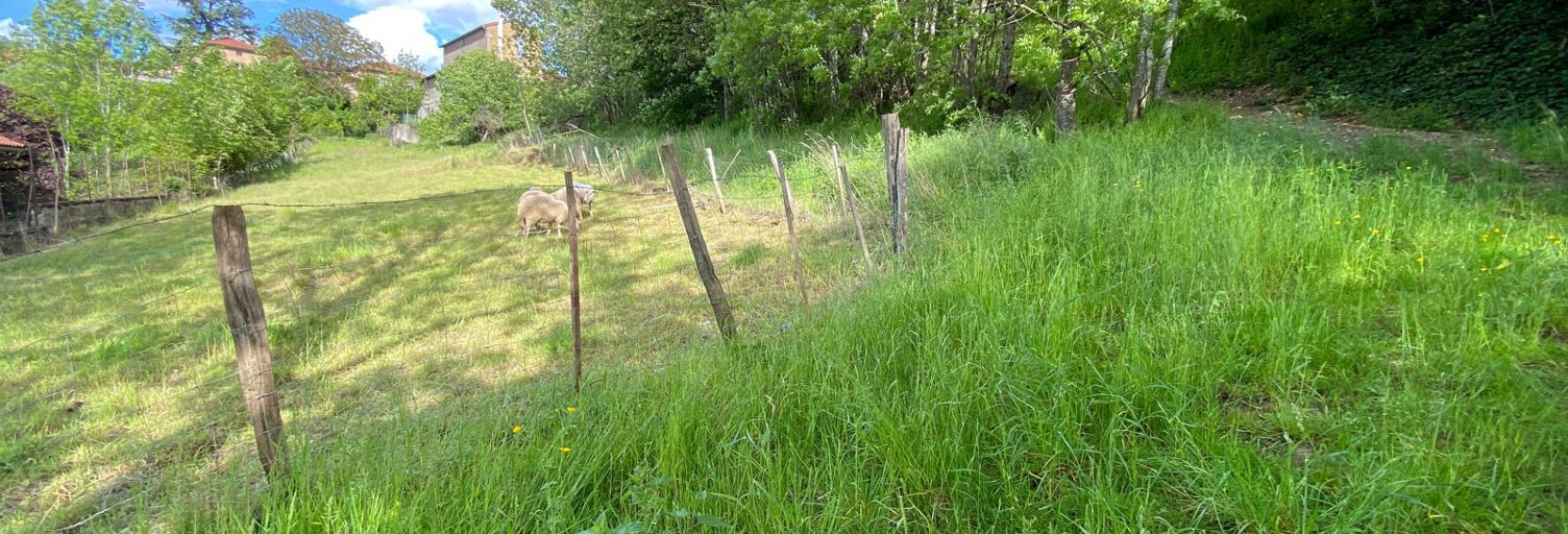 Terrain  1742 m² à vendre à Val d'Oingt (69620)