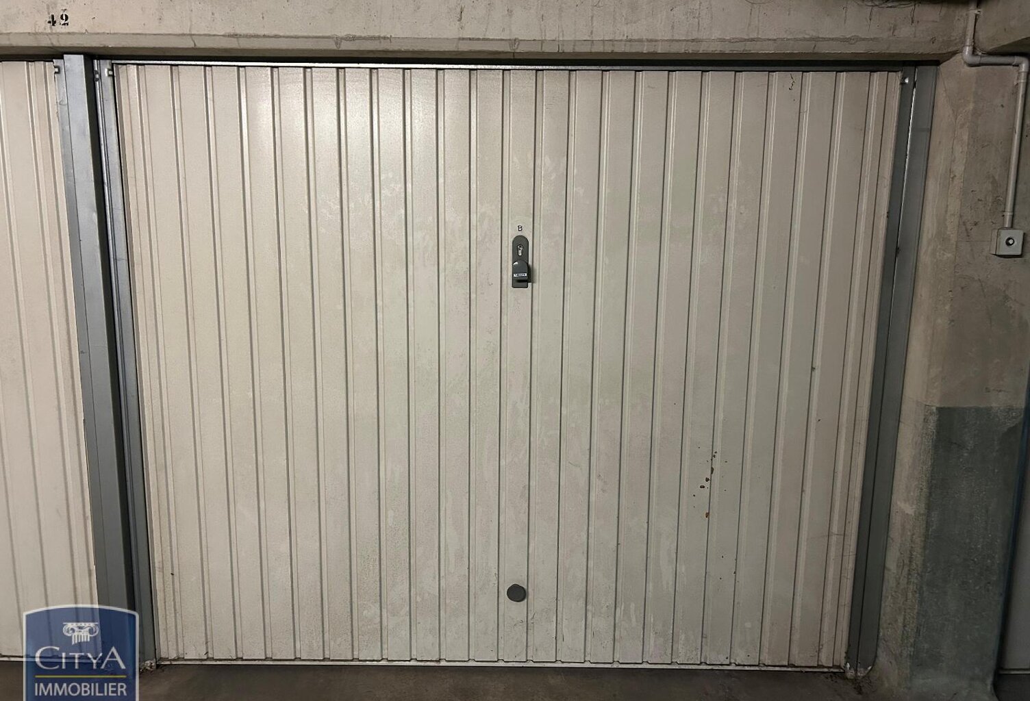 Location garage   à Tours (37000) — photo 1