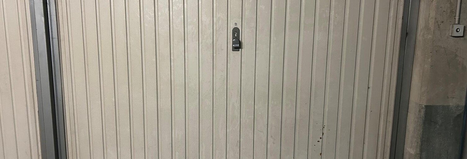 Garage   m² à louer à Tours (37000)