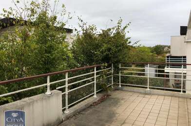 Appartement 3 pièces 891 €