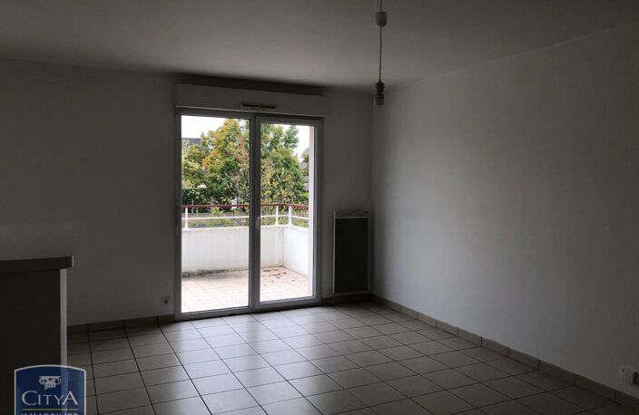 Location appartement 3 pièces 72 m² à Saint-Avertin (37550) — photo 3
