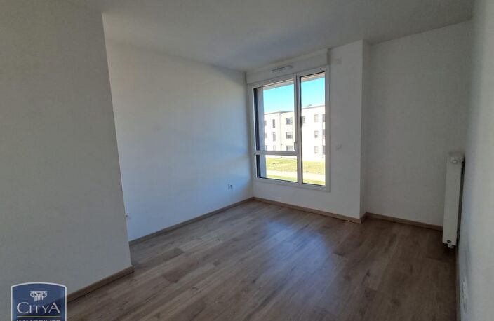 Location appartement 3 pièces 59 m² à Saint-Cyr-sur-Loire (37540) — photo 5