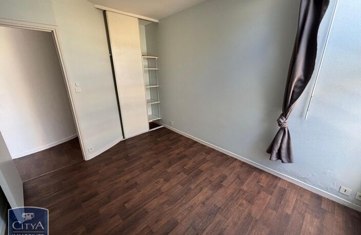 Location appartement 2 pièces 45 m² à Tours (37000) — photo 4