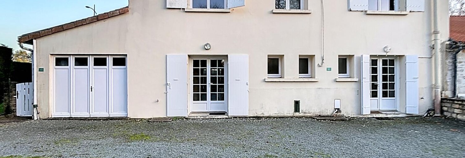 Maison 7 Pièces 212 m² à vendre à Fontcouverte (17100)