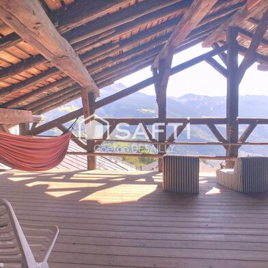 Maison 8 pièces 395000 €