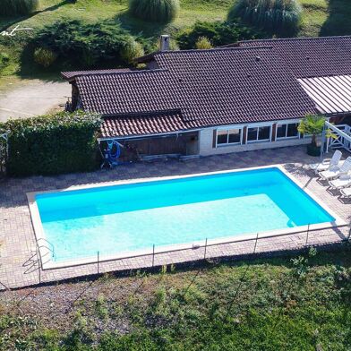 Maison 6 pièces 232000 €