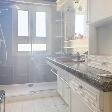 Appartement 3 pièces 128000 €