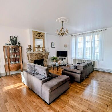 Maison 7 pièces 325000 €