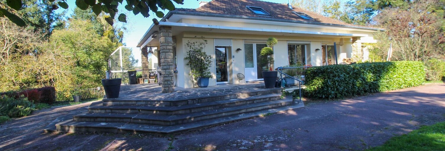 Maison 7 Pièces 162 m² à vendre à Perrecy-les-Forges (71420)