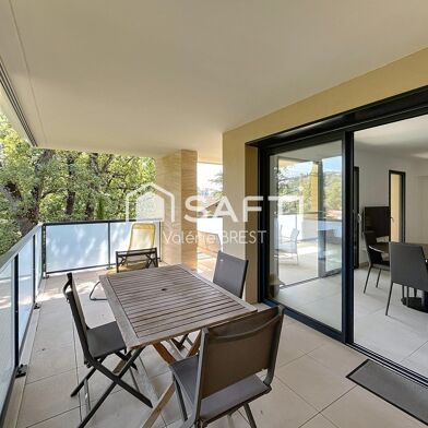 Appartement 4 pièces 729000 €