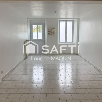 Maison 3 pièces 74000 €