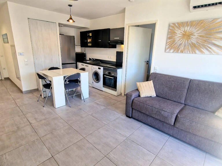 La Ciotat   T2 récent avec terrassel — photo 1