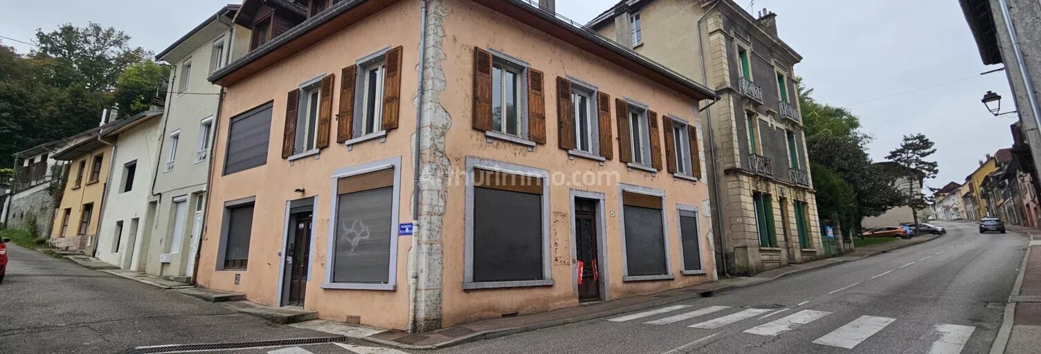 Immeuble  306 m² à vendre à Le Pont-de-Beauvoisin (38480)