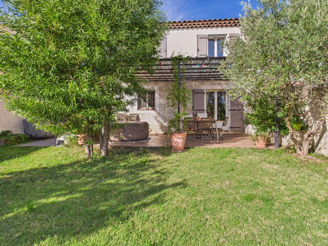 Villa R+1 — photo du bien
