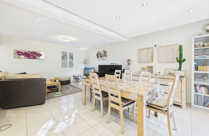 Villa R+1 — photo 3