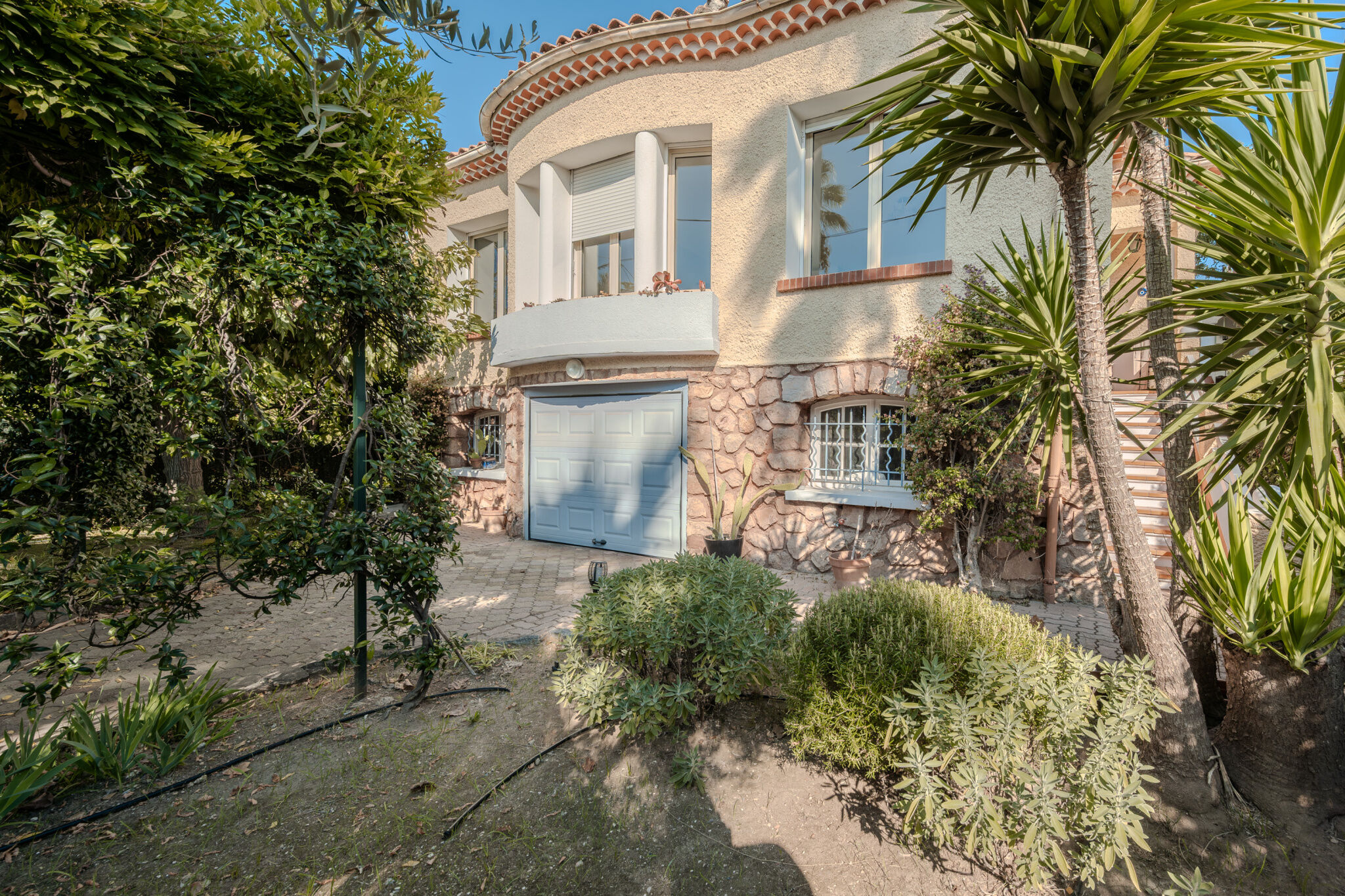 Villa / Maison  T6 à vendre Hyères 83400