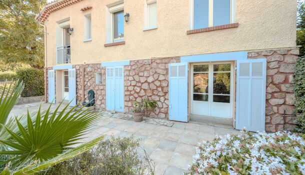 Villa / Maison 6 pièces  à vendre Hyères 83400