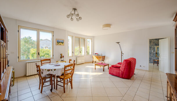 Villa / Maison 6 pièces  à vendre Hyères 83400