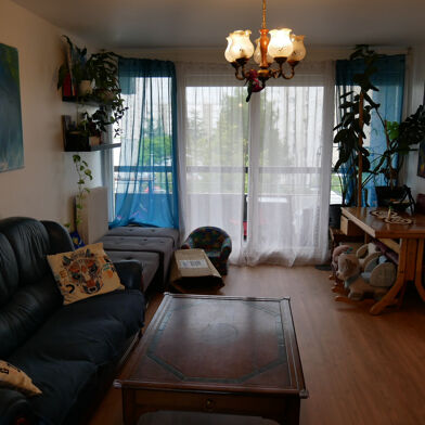 Appartement 3 pièces 930 €