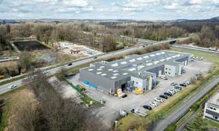 Commerce  415 m² à louer à La Verpillière (38290)