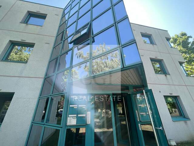 BUREAUX à LOUER — photo du bien