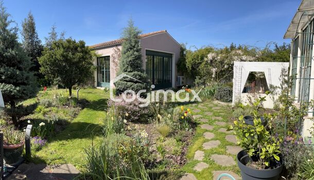 Villa / Maison 7 pièces  à louer Rochelle (La) 17000