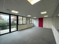 BUREAUX à LOUER — photo 2