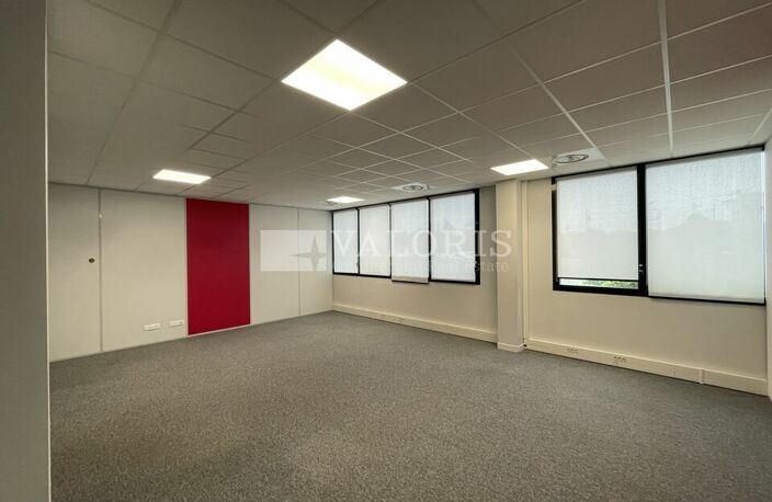 BUREAUX à LOUER — photo 4